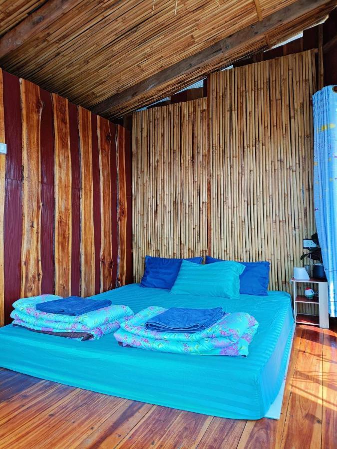 Homestay&chaoleyseafoodrestaurant * Ko Pu